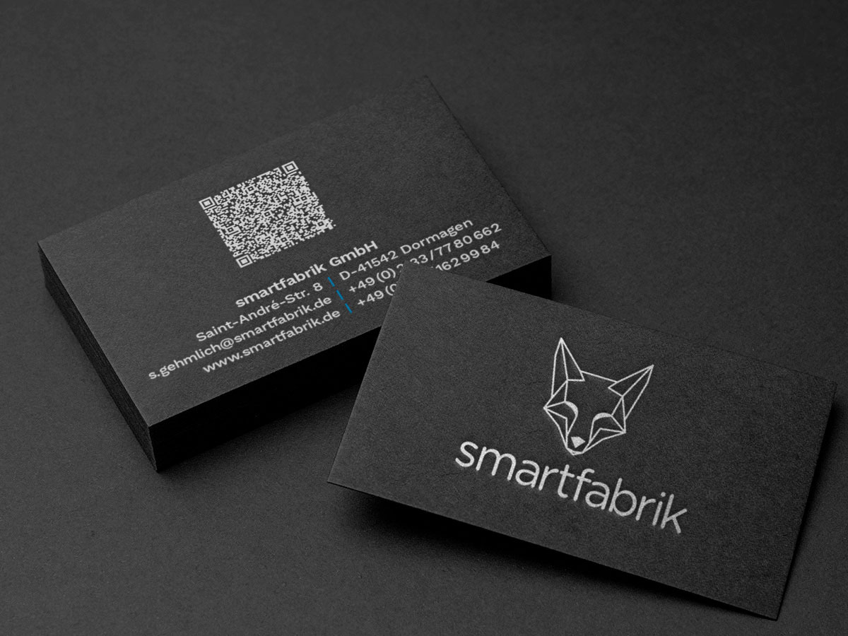 smartfabrik Visitenkarten auf edlem, schwarzem Papier